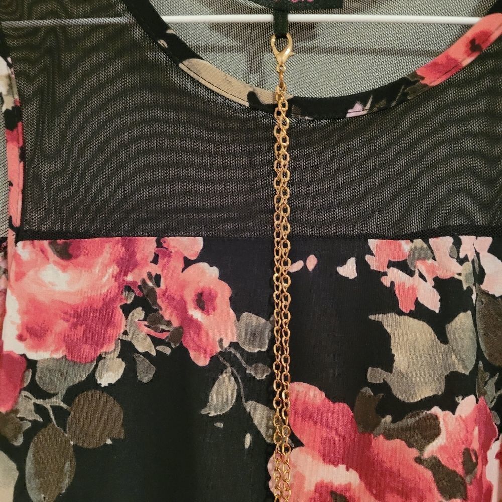 First Love floral top - Picture 4 of 6